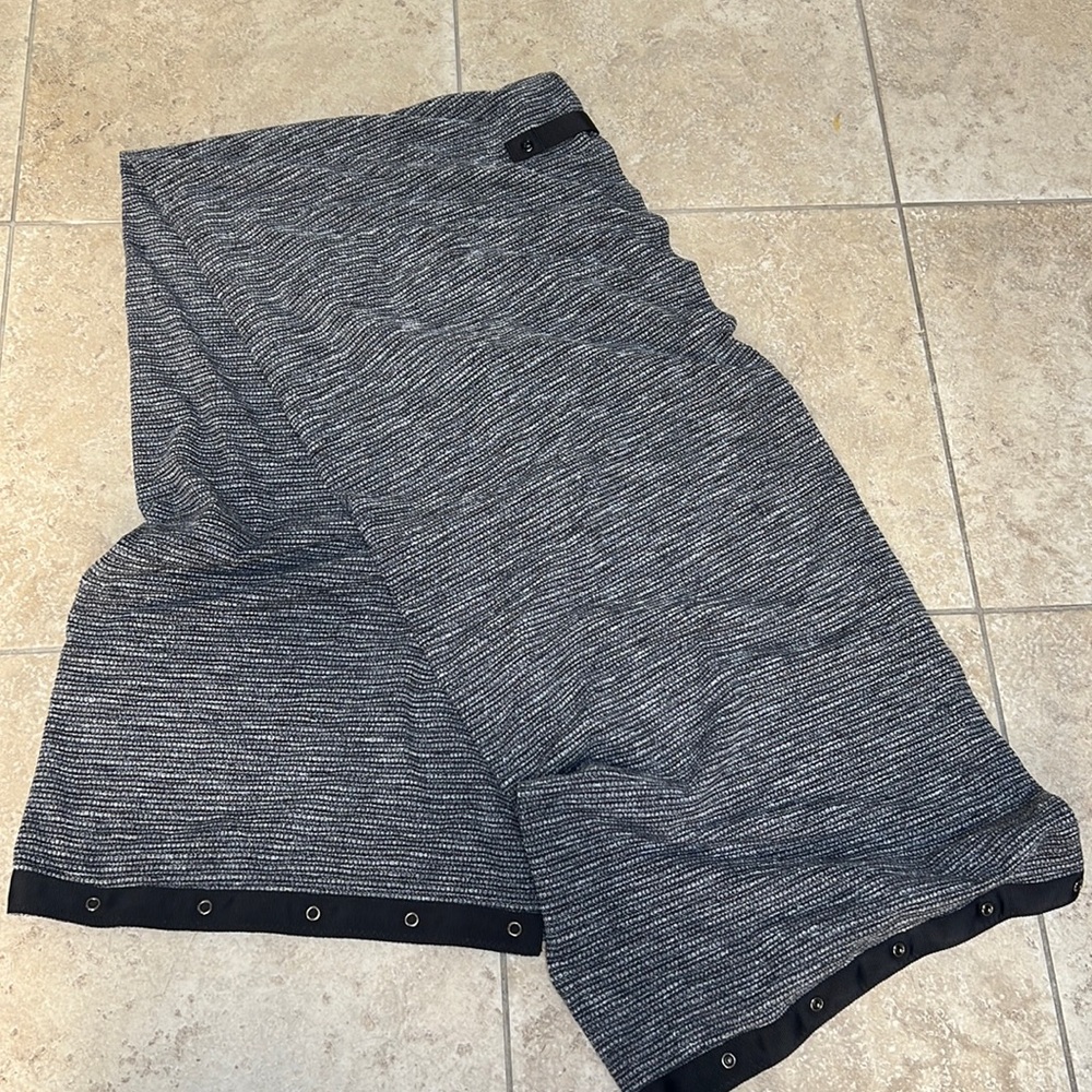 Lululemon Vinyasa Wrap Scarf